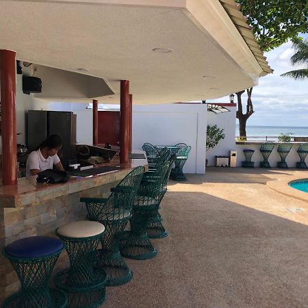 Hotel Out Back Olongapo Esterno foto